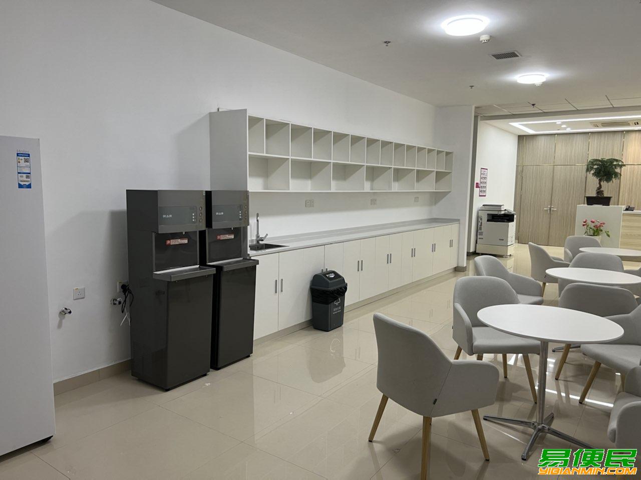 鄂州华容唯品会招募客服100名学生六险一金 包吃住 月休8天